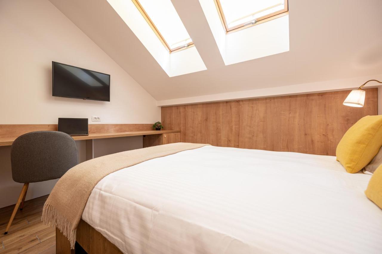 Central Park Rooms Oradea Extérieur photo