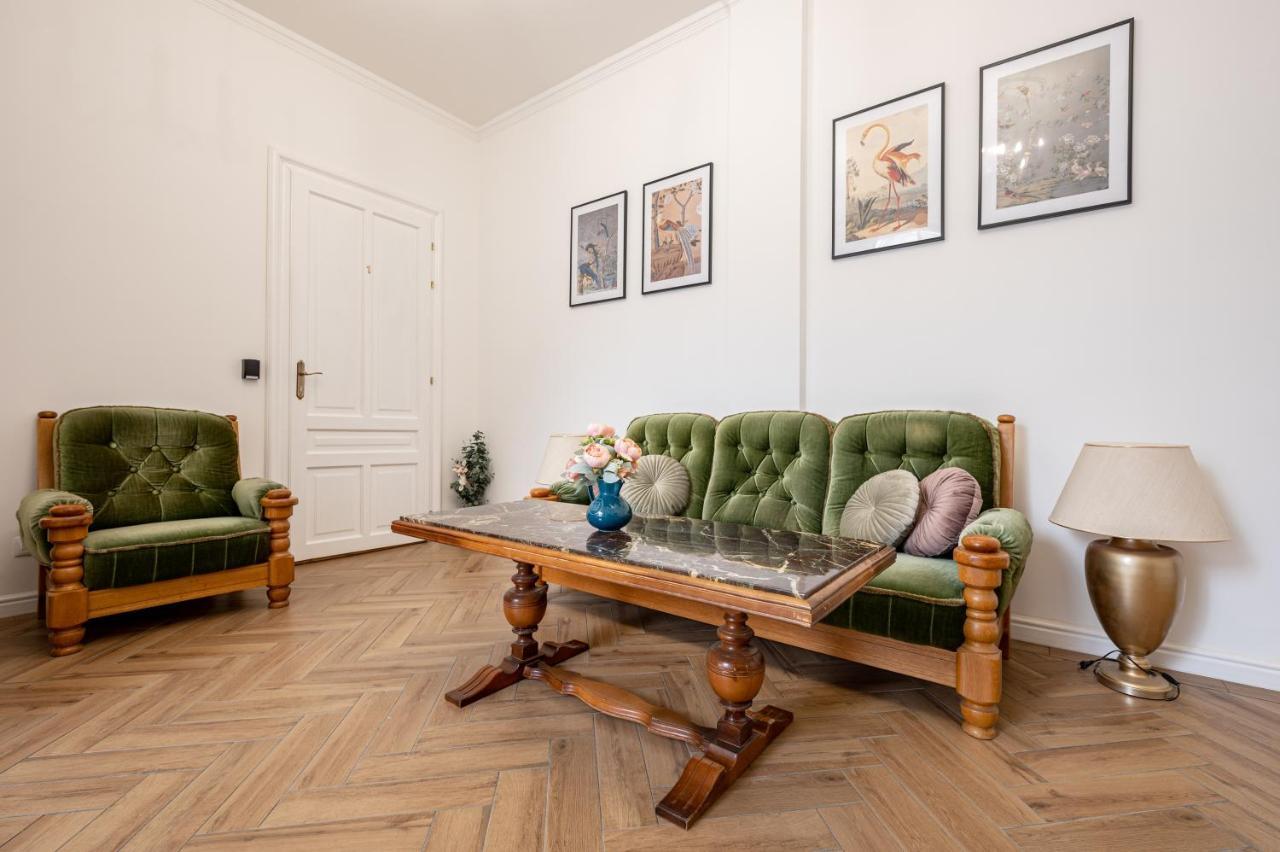 Central Park Rooms Oradea Extérieur photo