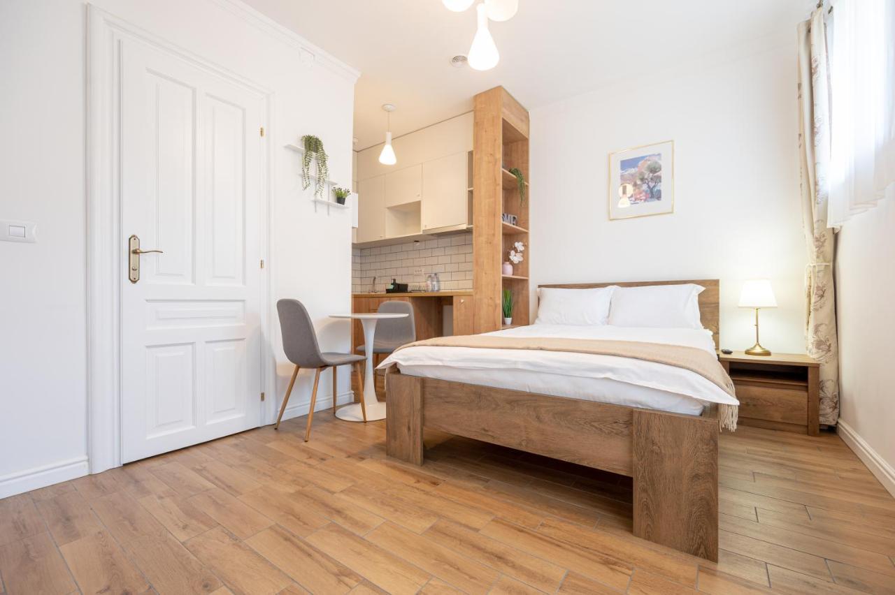 Central Park Rooms Oradea Extérieur photo