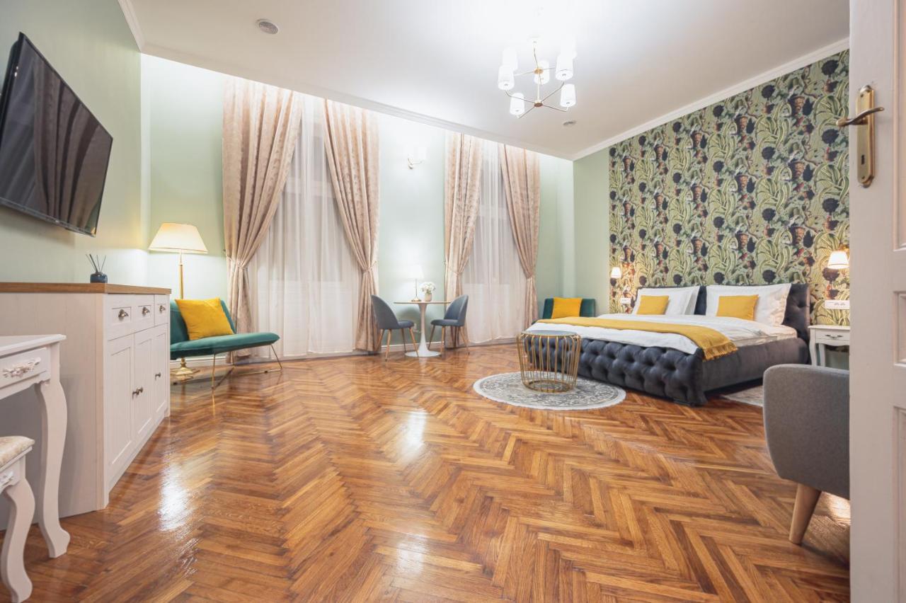 Central Park Rooms Oradea Extérieur photo